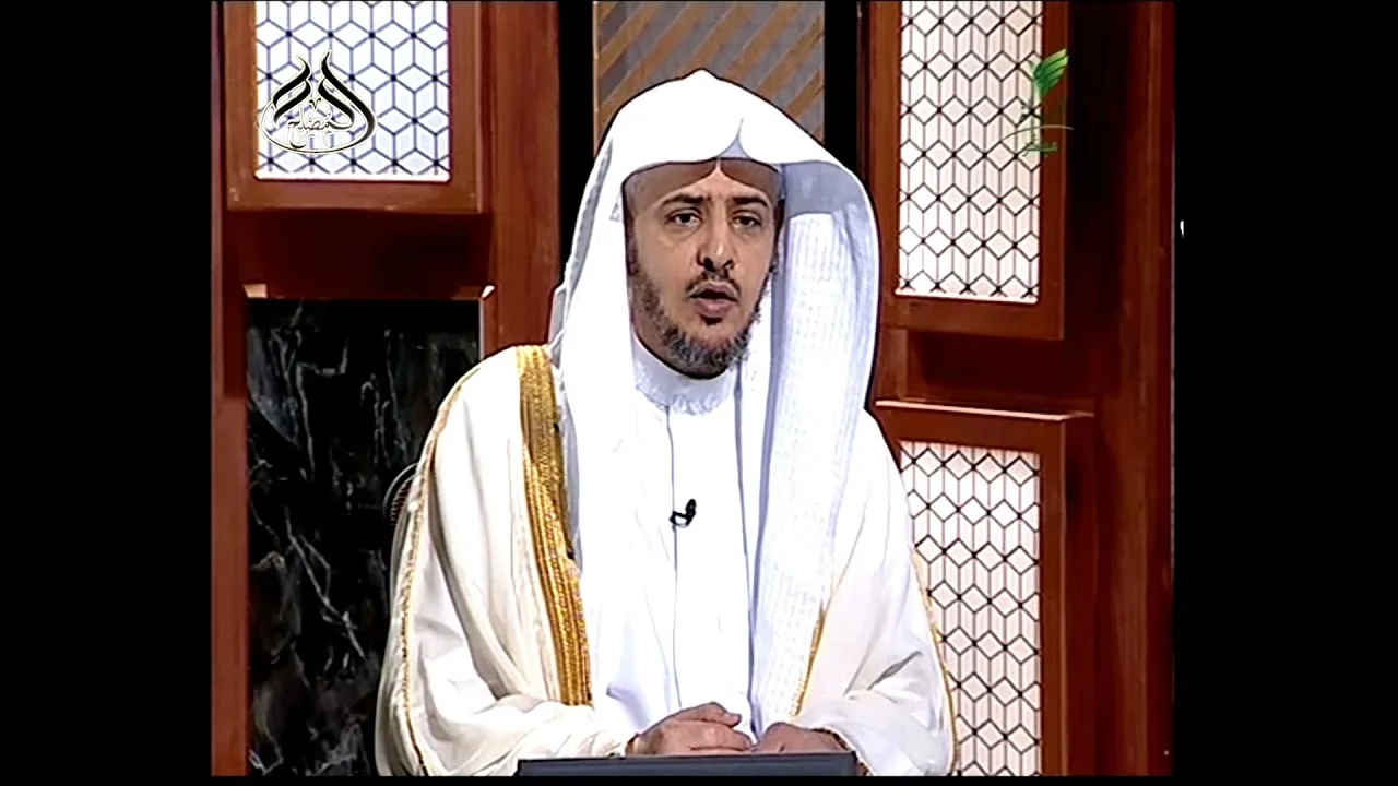 من مظاهر الفرح في يوم العيد شهود صلاة العيد