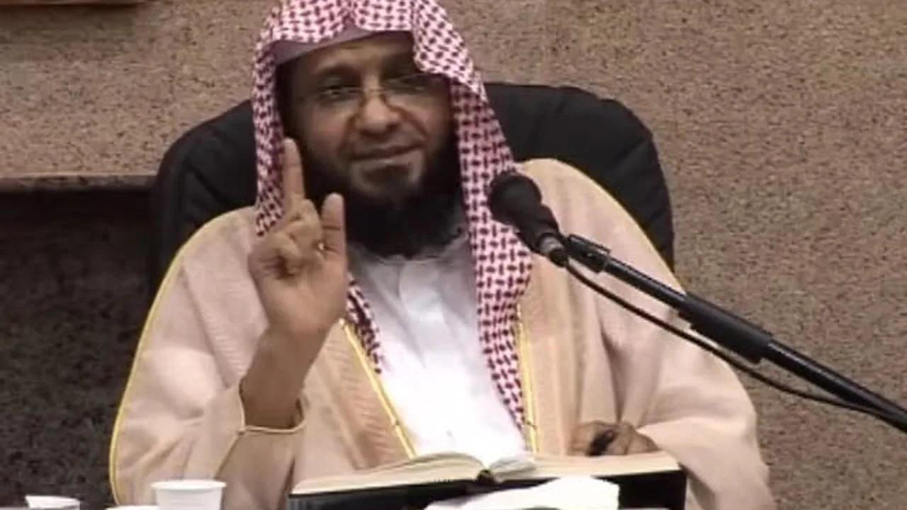 ٥٠- باب زكاة العروض