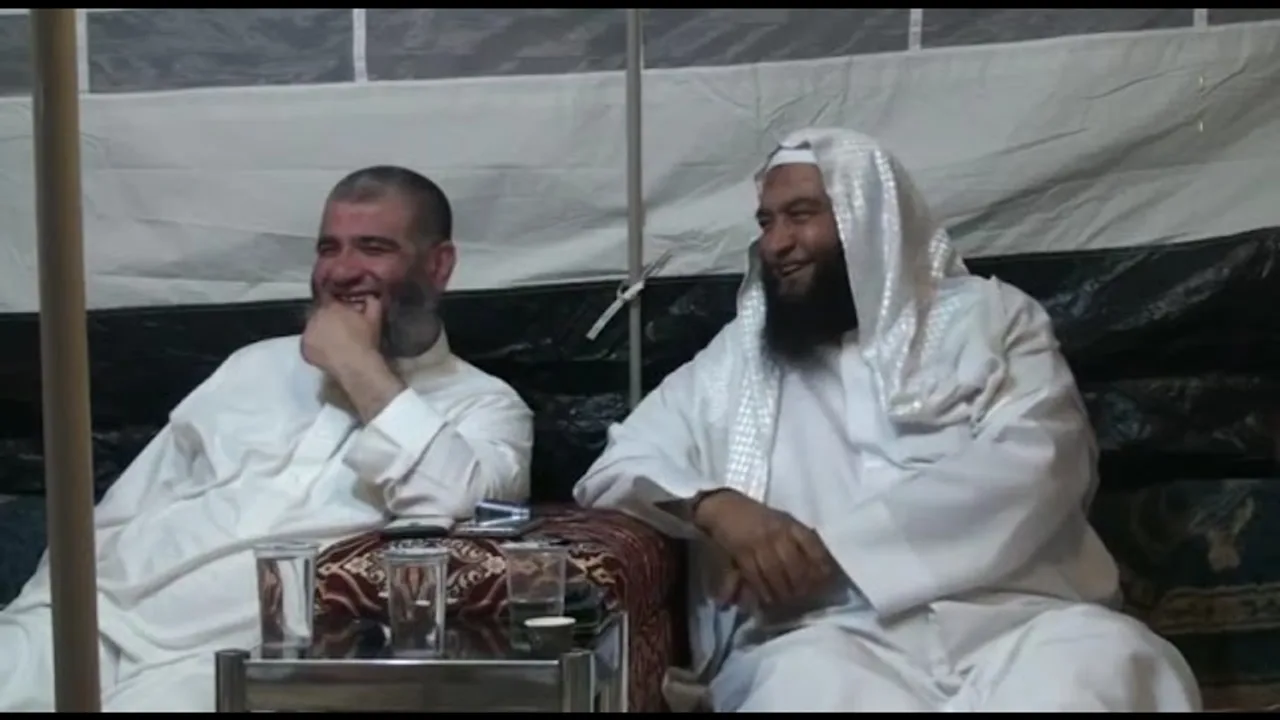 لقاء علمي:الشيخ مشهور بن حسن آل سلمان.والشيخ علي بن حسن الحلبي -رحمه الله-والشيخ الدكتور زياد...