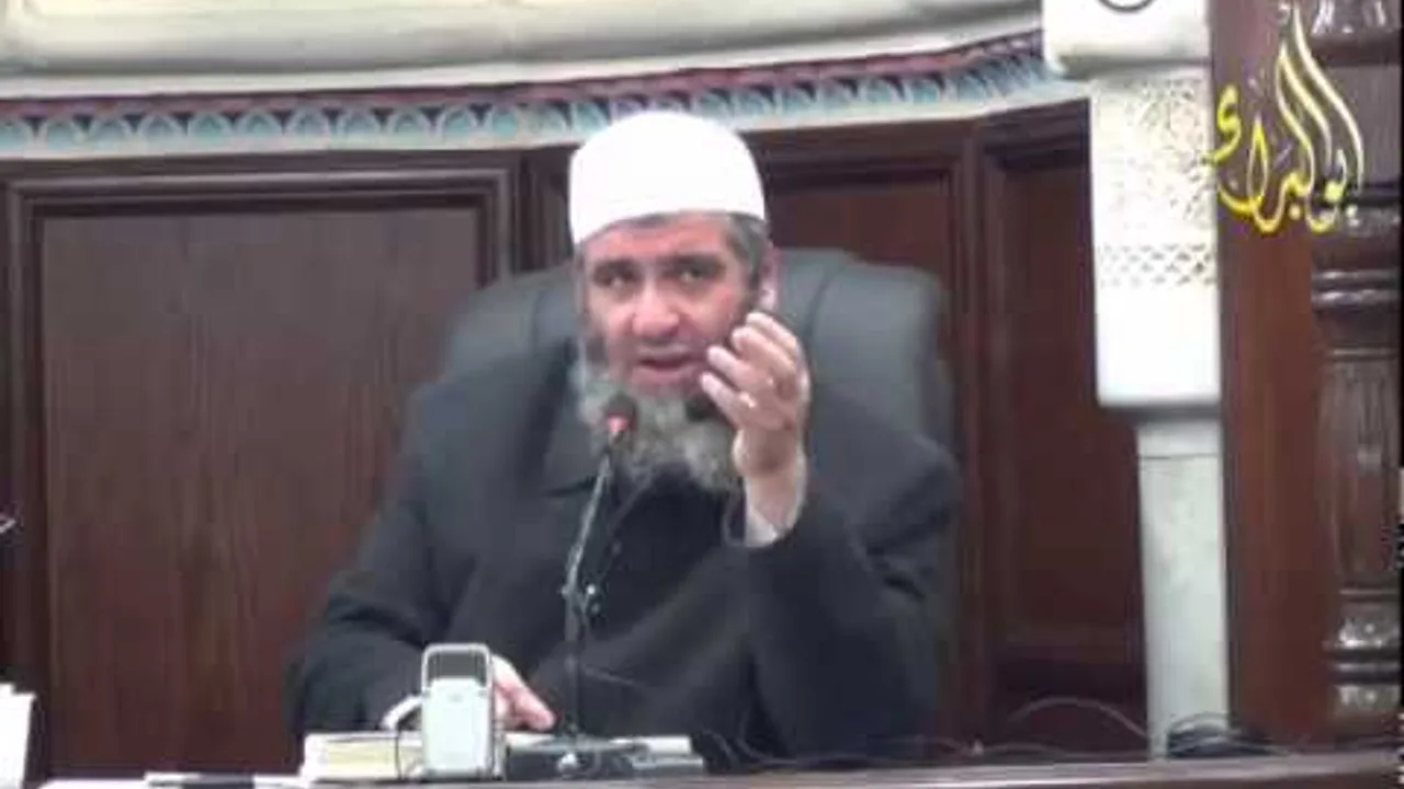 شرح صحيح مسلم 18 12 2014  للشيخ مشهور بن حسن آل سلمان