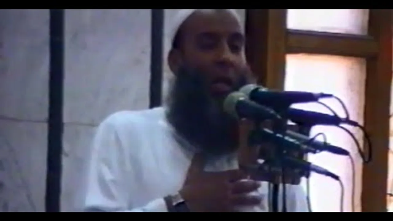 دفاًعا عن البخاري | 5/5/2000 | خطبة ومحاضرة من تراث الشيخ الحويني HD