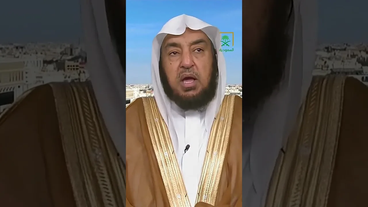 🔴 شخص أراد السفر بالطائرة، وسيكون الإقلاع قبل دخول وقت صلاة العصر، فهل يجوز أن يجمع العصر في بلده؟