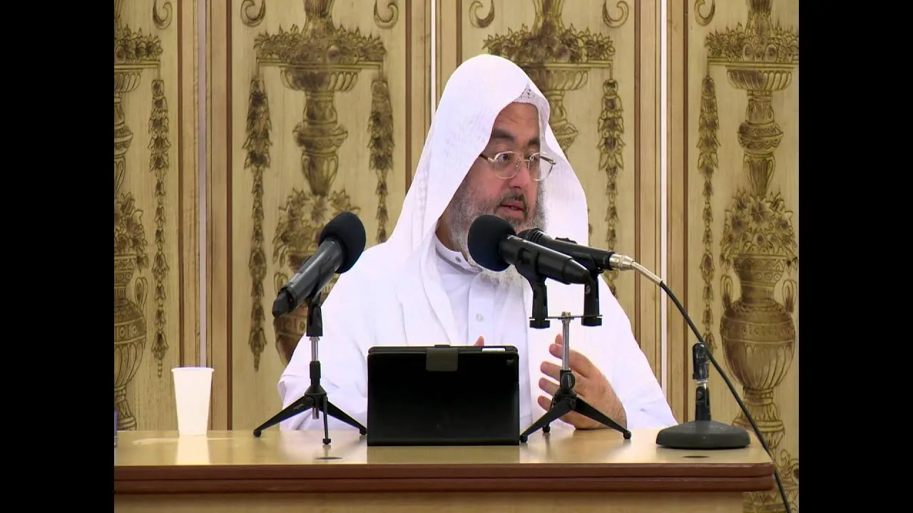 02- الموقف من المخالف 2 (المستأمن - المنافقين)   22/ 05/ 1435