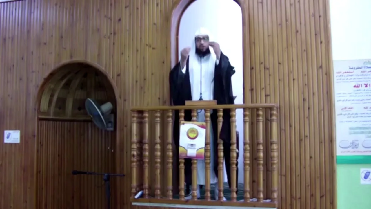 من علامات الساعة أن تلد الأمة ربتها - الشيخ الدكتور محمد بن كمال الرمحي