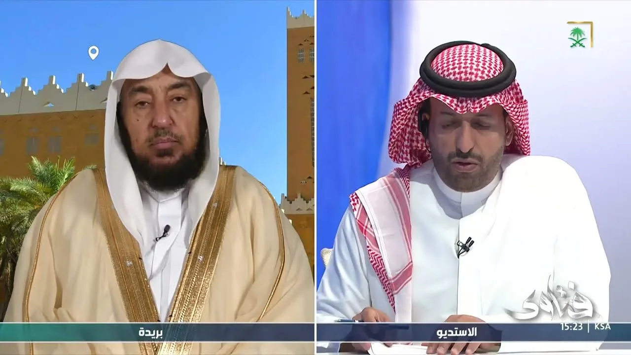 🔴 ما حكم إمامة الصبي بالبالغ؟