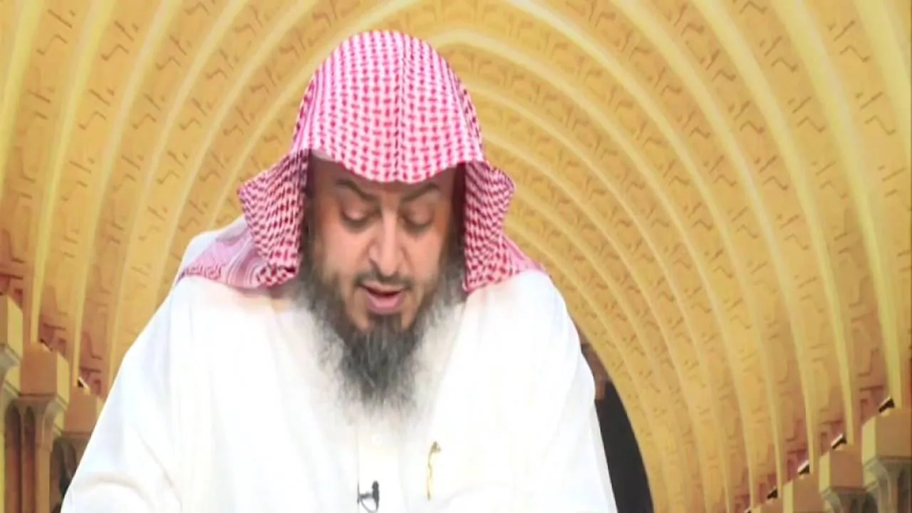 9- إذا شك المسلم وتردد في عدد الأيام التي أفطر فيها أو عدد أشواط الطواف أو ركعات الصلاة فماذا يفعل ؟