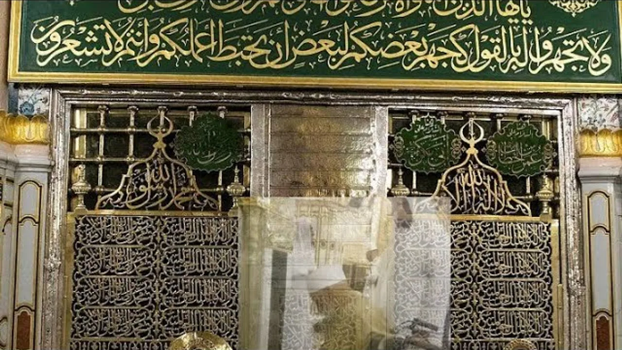 مقطع مؤثر:إنا نتباشر بسب النبي ﷺ مع امتلاء قلوبنا غيظًا مما نسمع | الشيخ الحويني