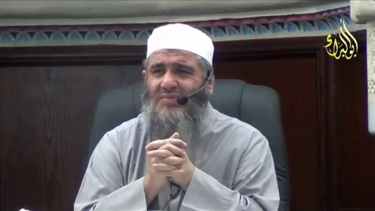 شرح صحيح مسلم   29 10 2015  الشيخ مشهور بن حسن آل سلمان