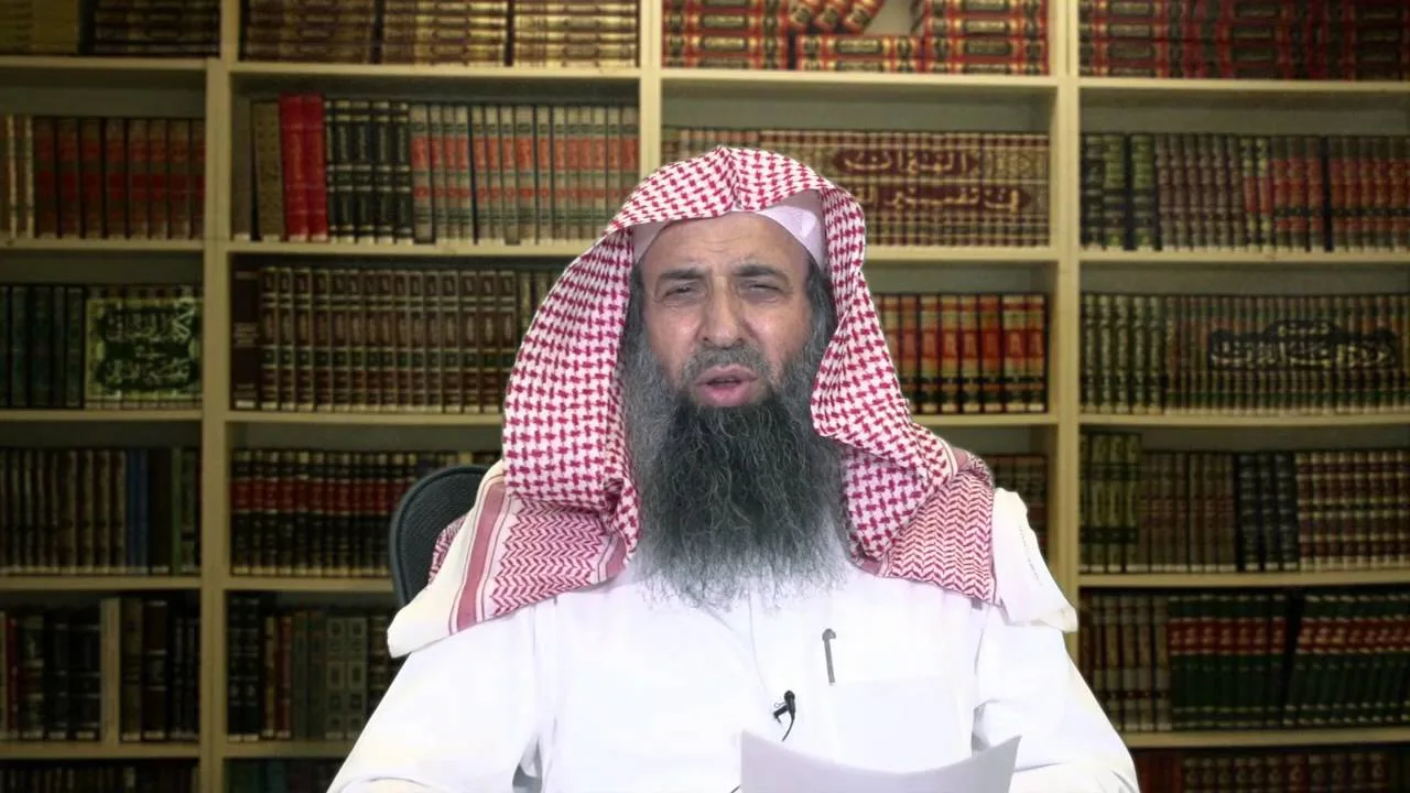 تصح صلاة المرأة بأي لباس يحقق الستر الشرعي