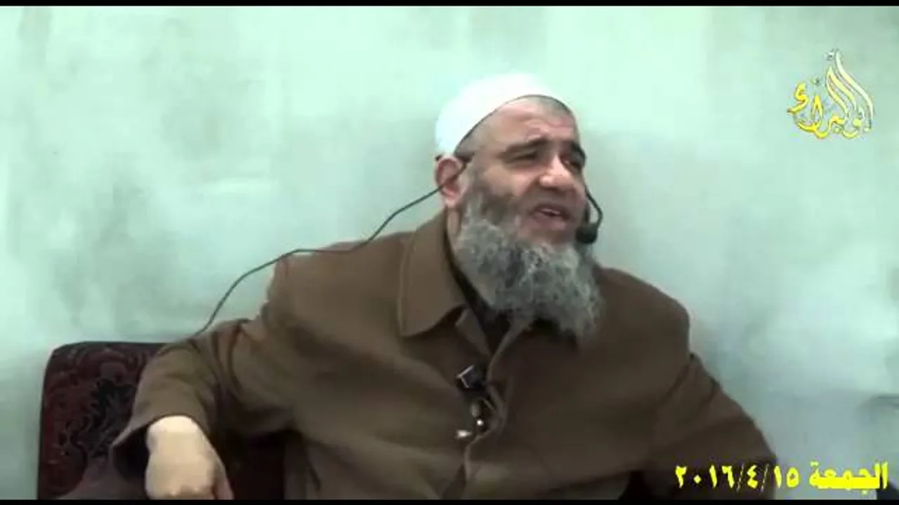 مجلس فتاوى الجمعة 15 4 2016  للشيخ مشهور بن حسن آل سلمان