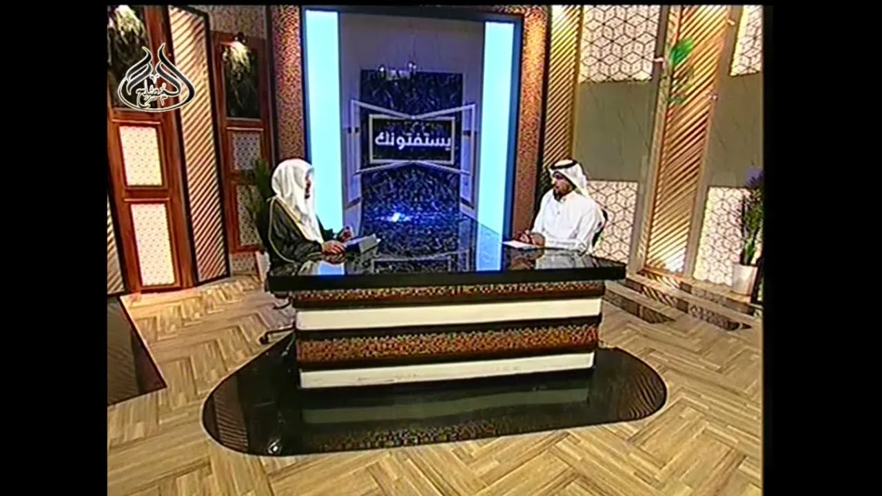 الصائم إذا أفطر قبل أذان المغرب جهلا هل يلزمه القضاء