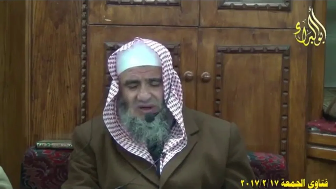 مجلس فتاوى الجمعة 17 2 2017  للشيخ مشهور بن حسن آل سلمان