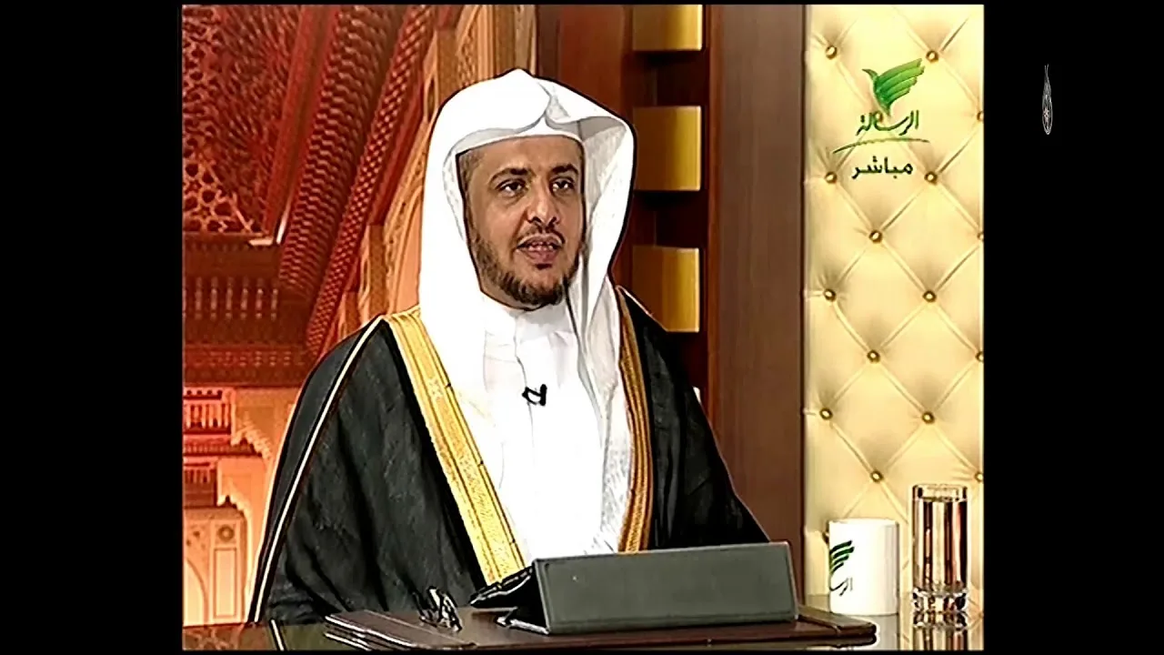 إدخال القدم اليمنى في الخف قبل غسل اليسرى هل يؤثر على صحة المسح