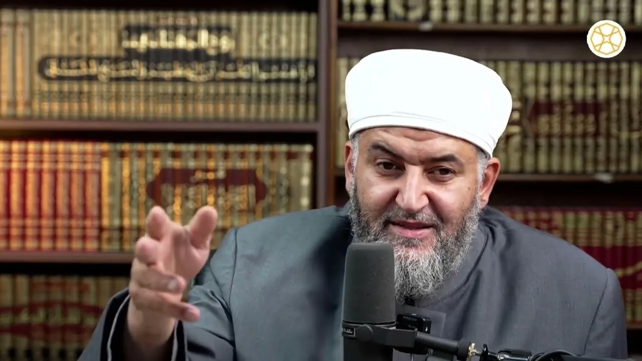1149) ما موقع جملة {لعلهم يهتدون}من آية (53)؟