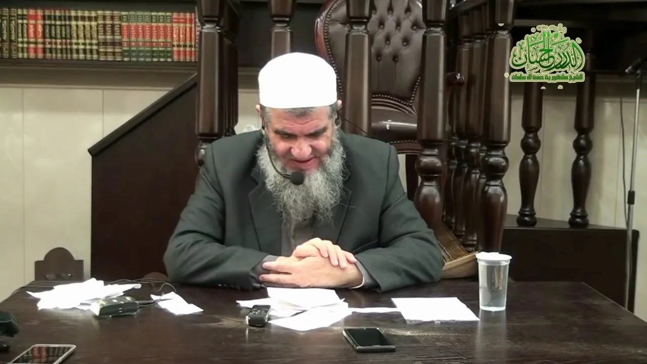 تزكية الشيخ مشهور بن حسن آل سلمان ل خدمة الدرر الحسان