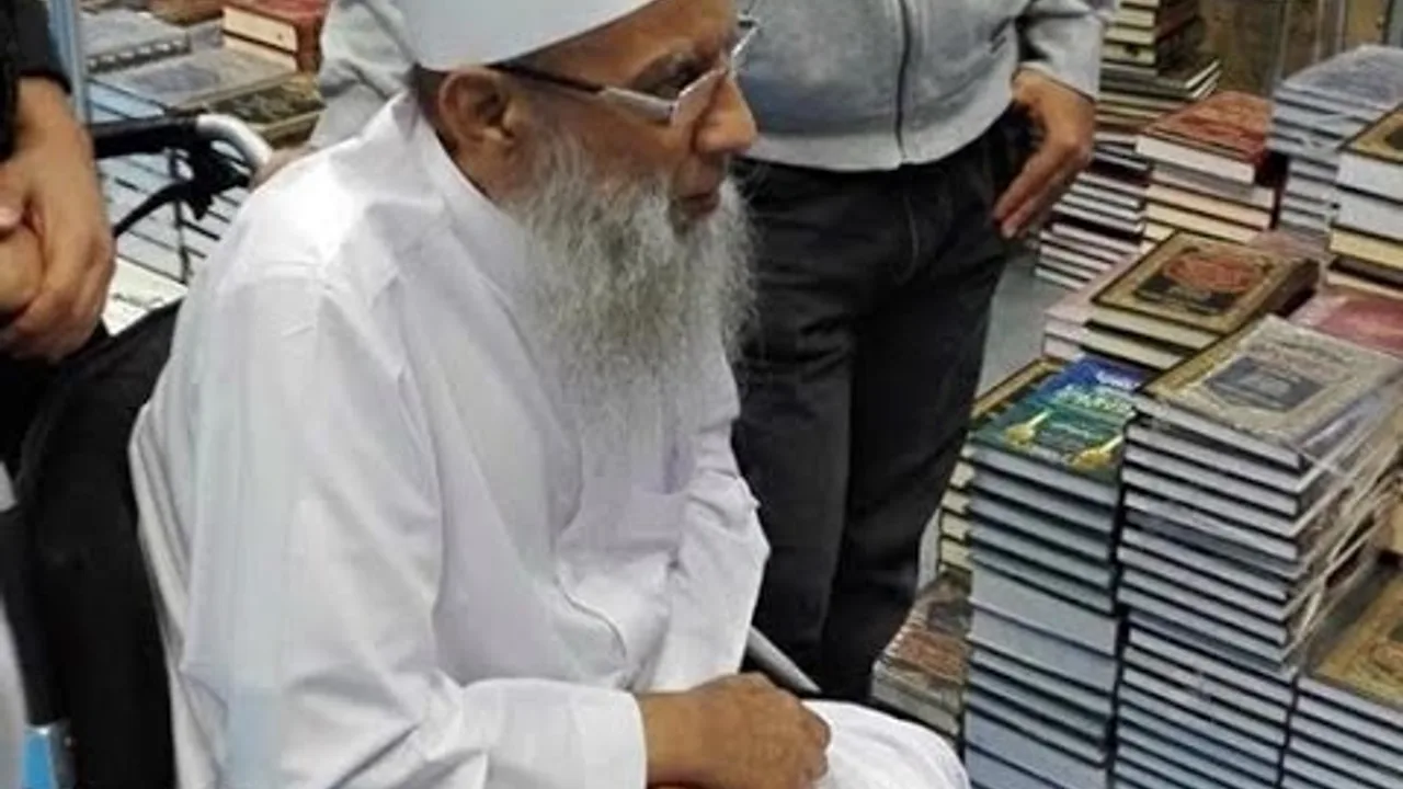 لقاء مع الشيخ الحويني في معرض الكتاب الدولي