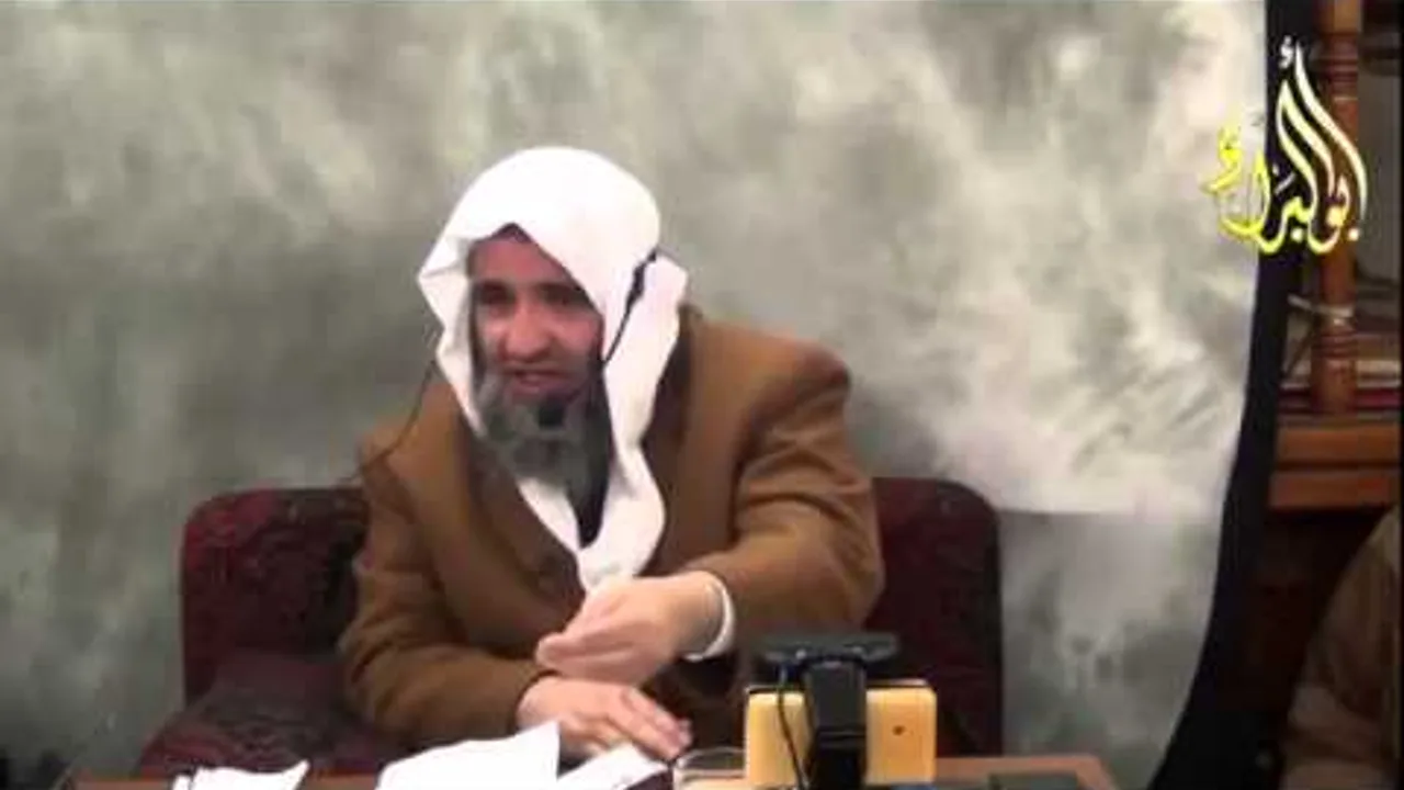 وقفات وتأملات في سورة العصر- الشيخ العلامة مشهور بن حسن آل سلمان