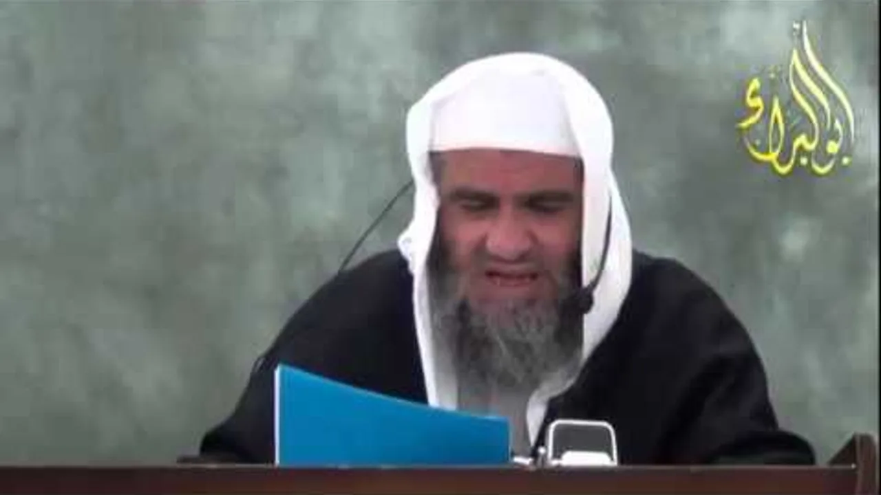 شرح باب التوحيد الدرس الثامن للشيخ مشهور بن حسن 25 2 2014