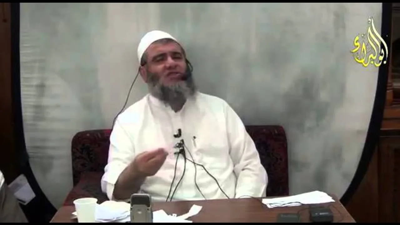 مجلس فتاوى الجمعة 15 5 2015 للشيخ مشهور بن حسن آل سلمان