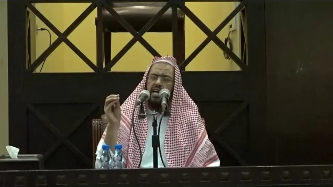 متى يسمي حاجته في الاستخارة ؟