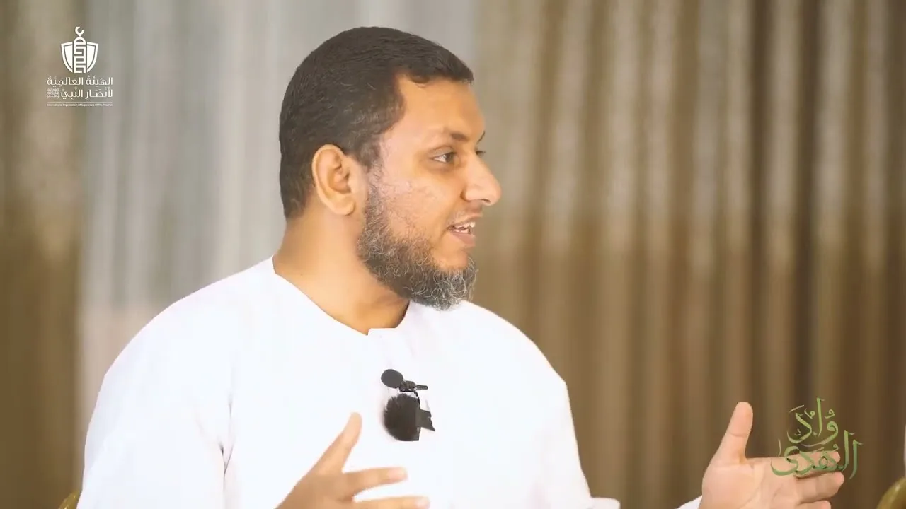 كيف تهيأ النبي ﷺ لزعامة قومه منذ كان صغيرا | محمد إلهامي
