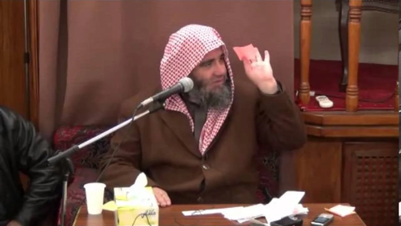 مجلس فتوى للشيخ مشهور بن حسن آل سلمان 1 2  2013