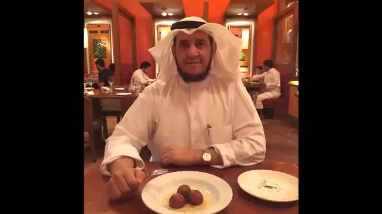 عزفتَ بأعشاش ٍ وما كنتَ تعزفُ (( الفرزدق))