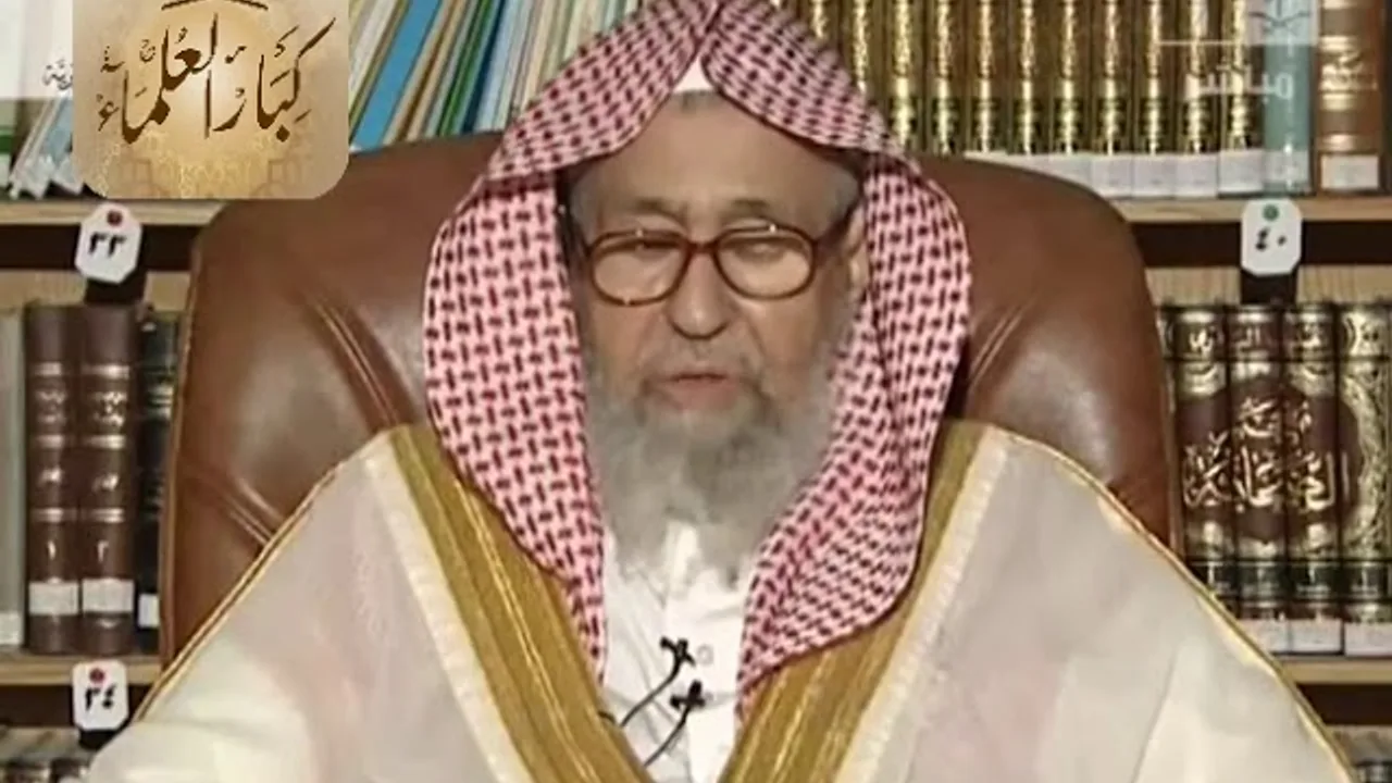 برنامج (فتاوى) (019) لمعالي الشيخ صالح الفوزان بتاريخ [1434-01-07] - كبار العلماء