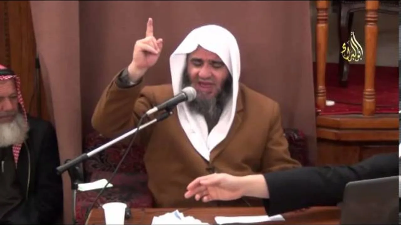 مجلس فتوى للشيخ مشهور بن حسن آل سلمان -- 2013-02-15