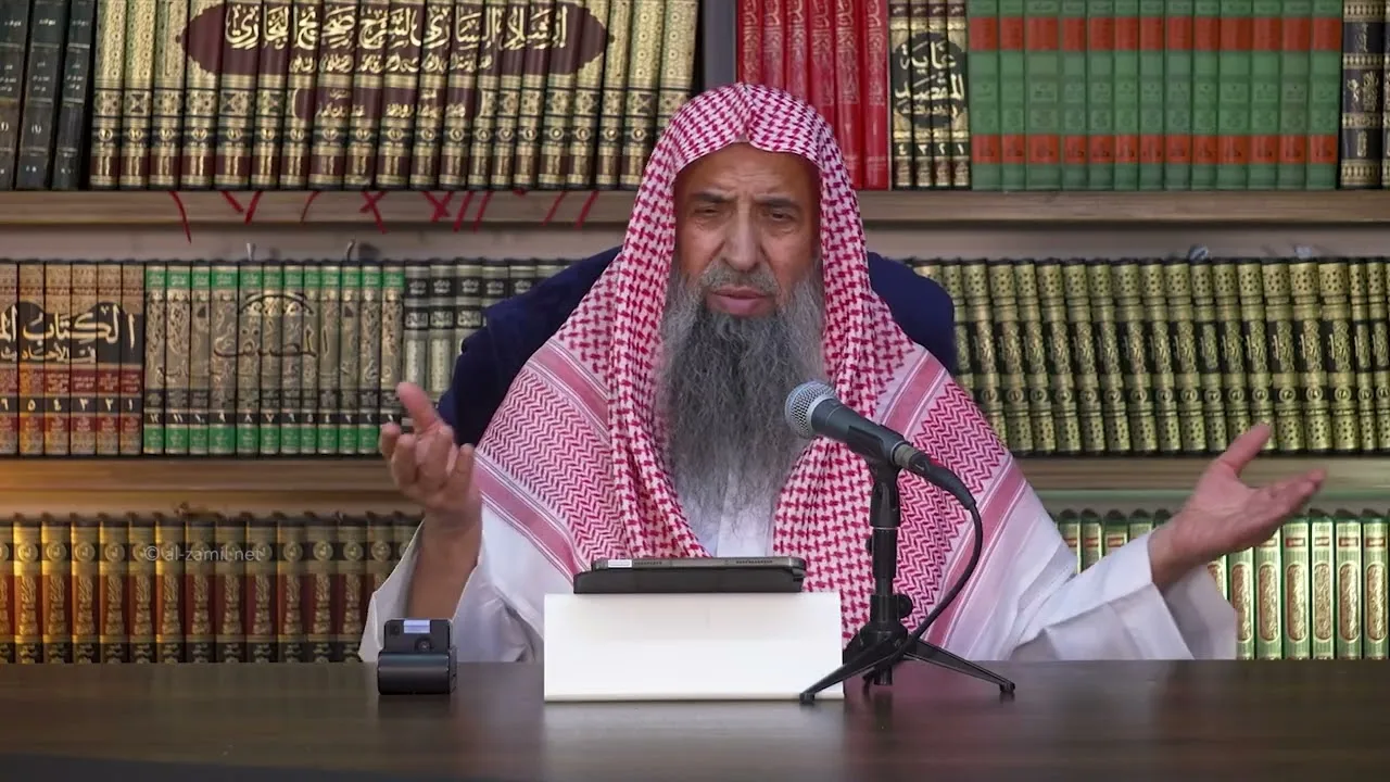 مسافر جمع المغرب والعشاء ثم تذكر أنه صلى المغرب ركعتين فأتى بالركعة الناقصة فما الحكم؟