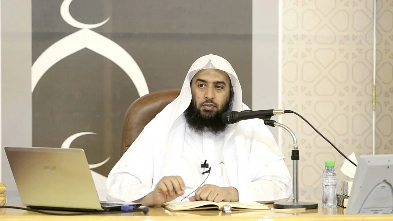 المجلس السابع في شرح الشمائل المحمدية |من باب ما جاء في (مغفر رسول الله - اتكاء رسول الله)