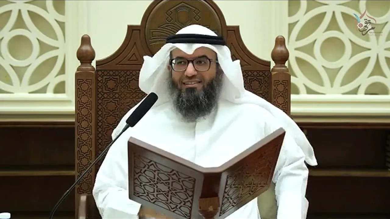٣٣٠- فصل في أدب القاضي