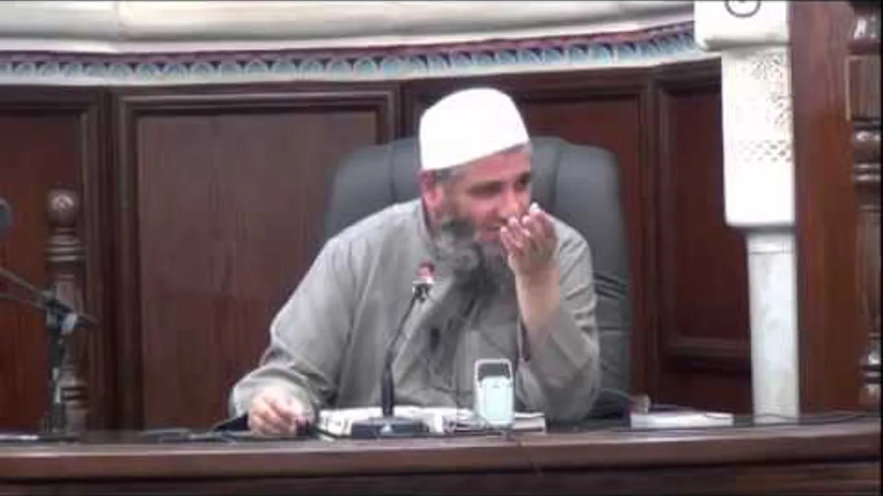 شرح صحيح مسلم 14 11 2013  للشيخ مشهور بن حسن آل سلمان