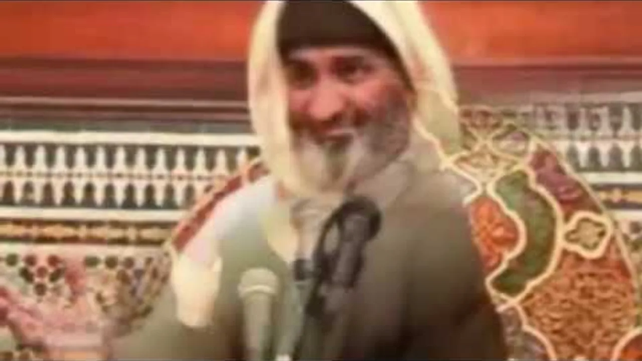 فريد الأنصاري حول الغناء والمعازف مرة أخرى