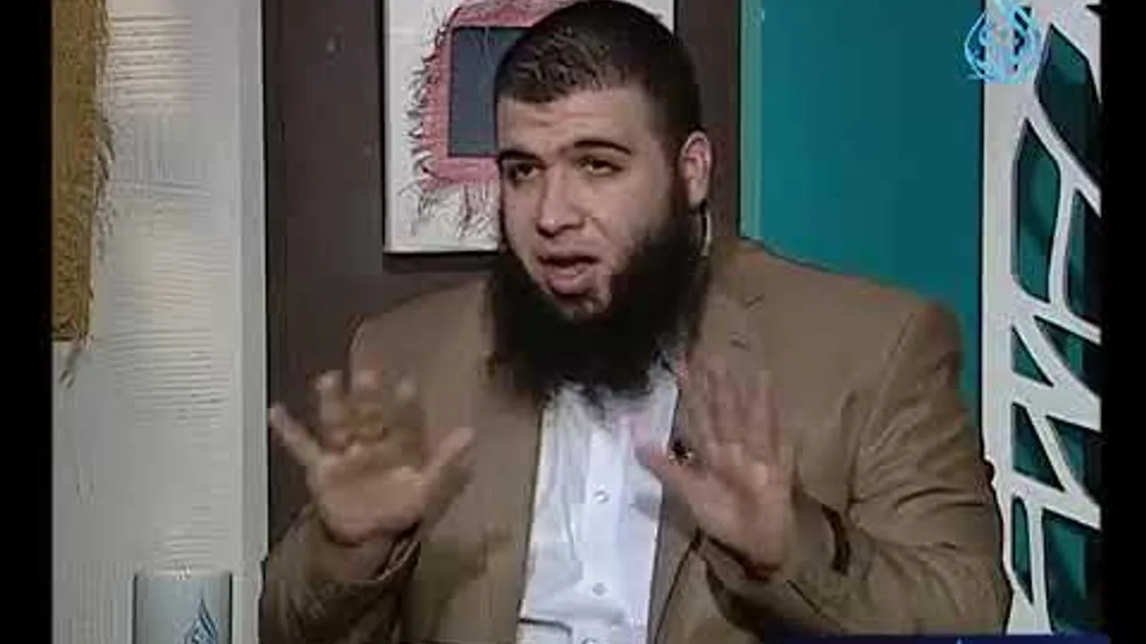 المنهج النبوي في التعامل مع القرآن الكريم  نوافذ  د شريف طه يونس في ضيافة أ مصطفى الأزهري 7 4 2018