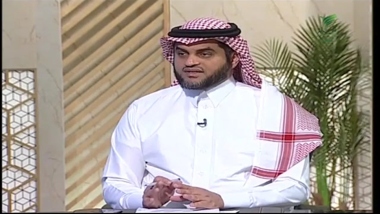 #يستفتونك   لا حرج فيه   الشيخ د  سعد الخثلان يبين حكم استخدام تطبيقات تضم رموز مثل الصليب