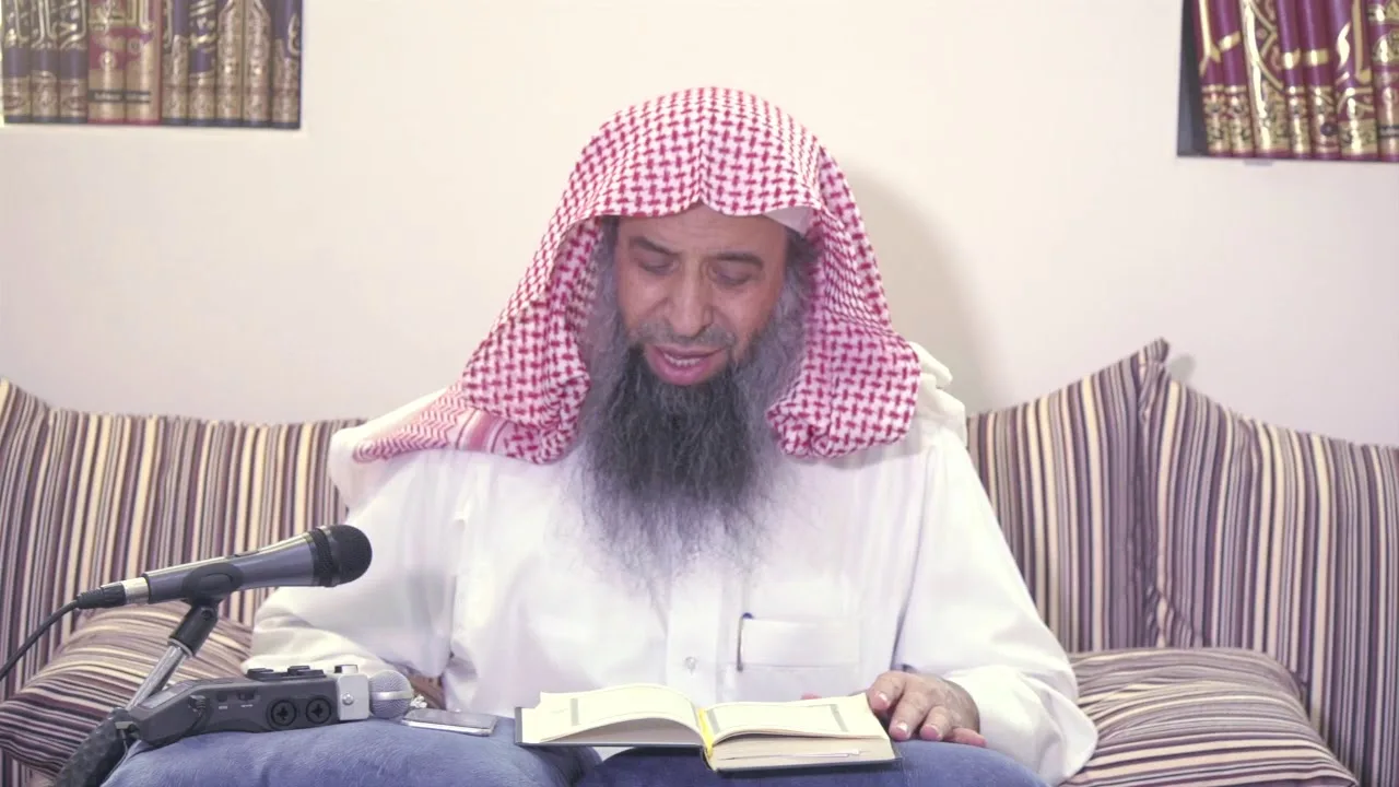 إذا لم يجد المحصر الهدي  " فَإِنْ أُحْصِرْتُمْ فَمَا اسْتَيْسَرَ مِنَ الْهَدْيِ"