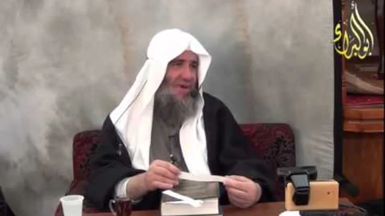 ما رايك بمن يحفز الناس على القتال مع داعش؟ للشيخ مشهور بن حسن