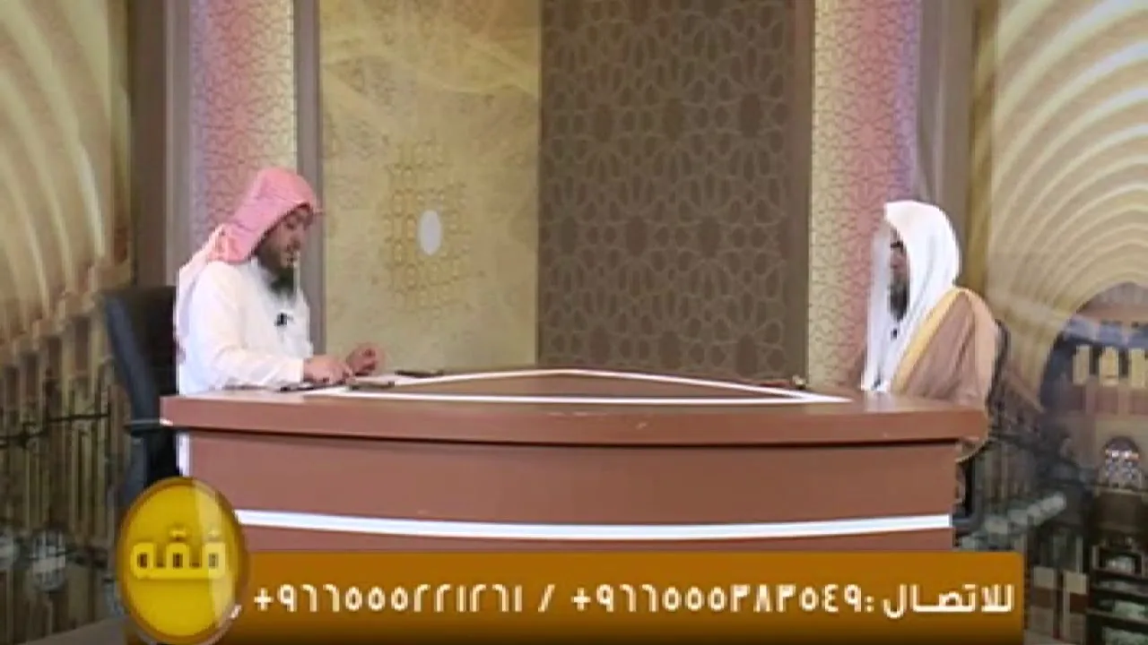 حكم إعطاء الزكاة للأم والأخت، ولو تصدق بصدقة ثم بعد مدة نواها زكاة فهل تصح || الشيخ خالد الفليج