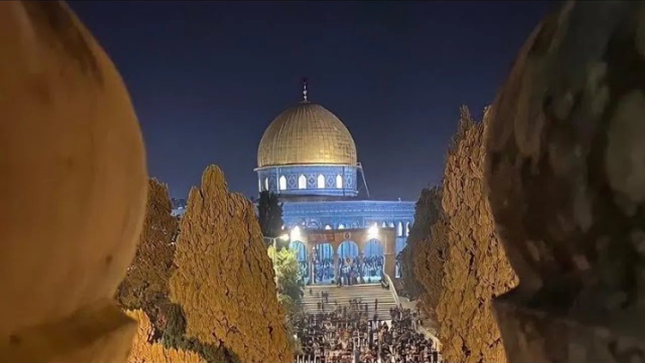 المسجد الأقصى أولى القبلتين....يا مسلمين أفيقوا | للشيخ الحويني
