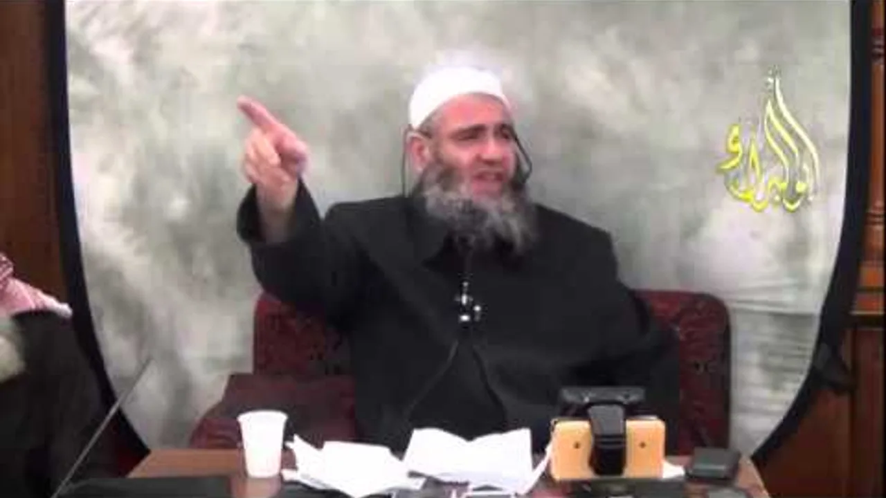 فتاوى الجمعة 14 11 2014 للشيخ مشهور بن حسن آل سلمان