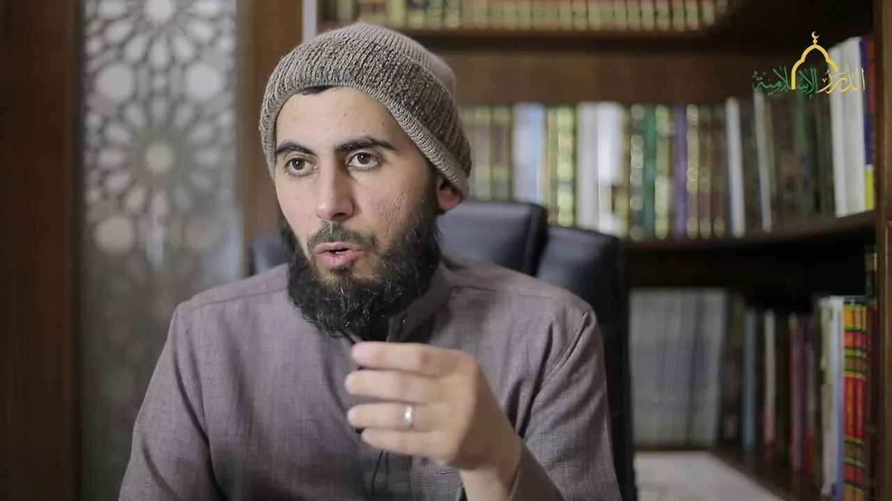 هل يجوز للصيدلي صرف الدواء على التأمين لمريض يستغل شركة التأمين الصحي بطريقة خاطئة؟-الشيخ خباب الحمد