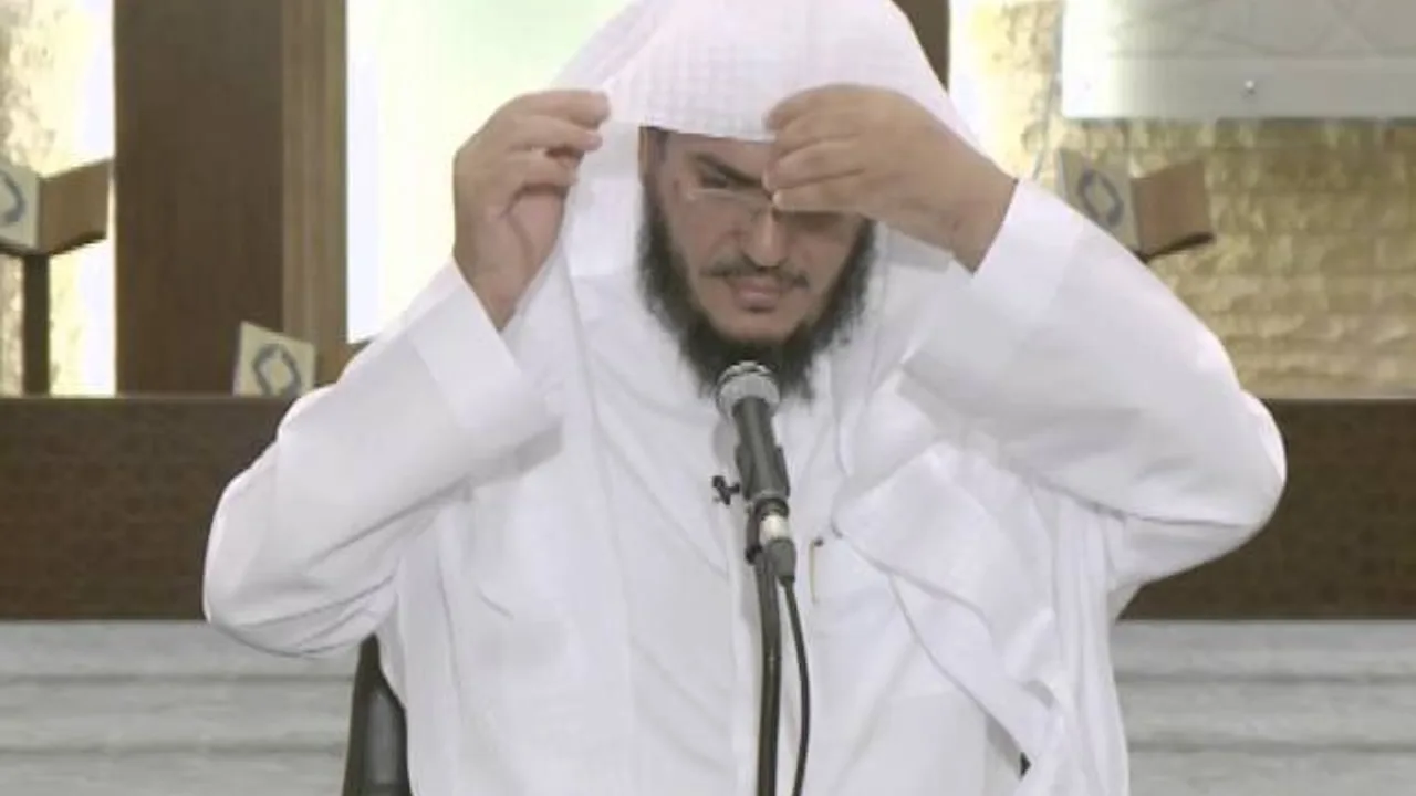 التعليق على تفسير البيضاوي – سورة الفاتحة [2] تتمة تفسير البسملة ومعنى وأصل لفظ الجلالة الله