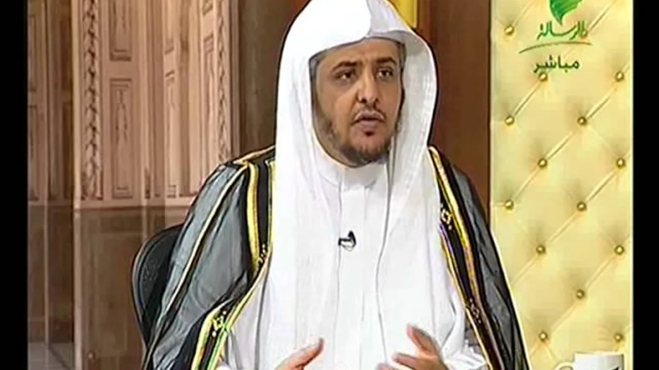 لقاء الشيخ خالد المصلح ببرنامج يستفتونك 20   11   1436 هـ