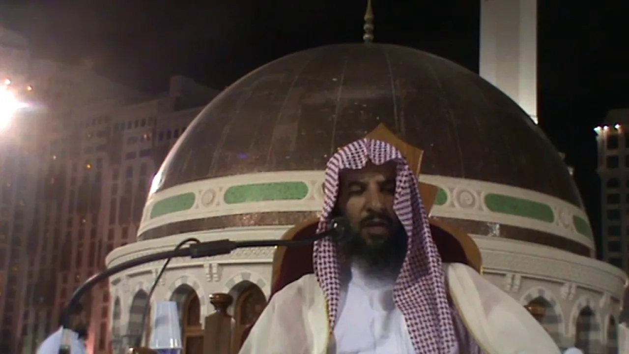 كتاب الحج من سنن الدارمي الدرس  9  باب ما تصنع الحاجة إذا كانت حائضا – باب الصلاة خلف المقام    معال
