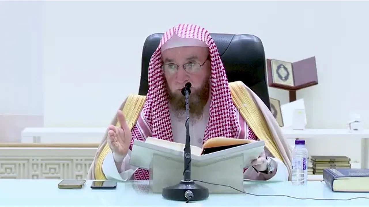 لماذا بدأ تفسير الجلالين من سورة الكهف ؟؟