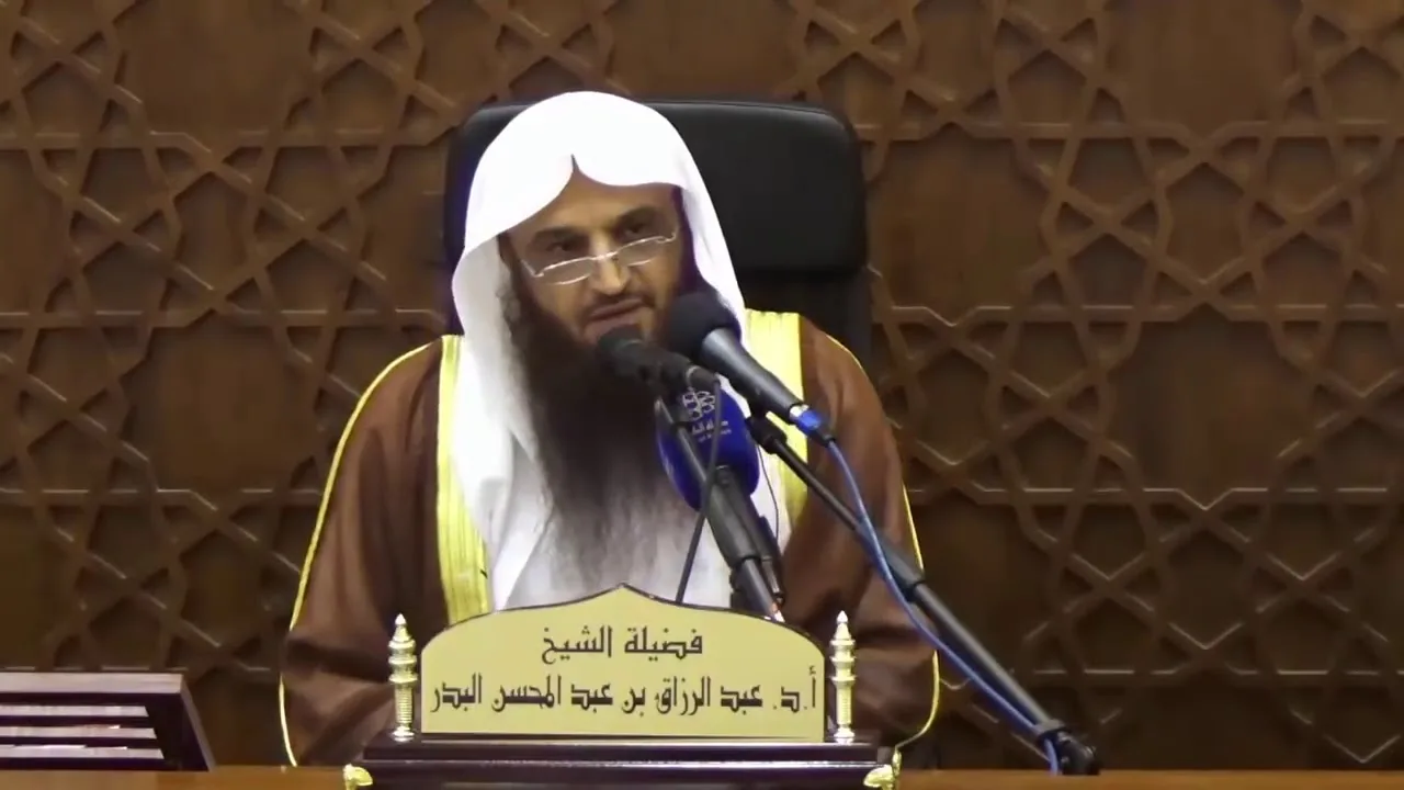 01 -  التعليق على شرح مختصر الاستغناء بالقرآن الكريم الشيخ عبدالرزاق البدر