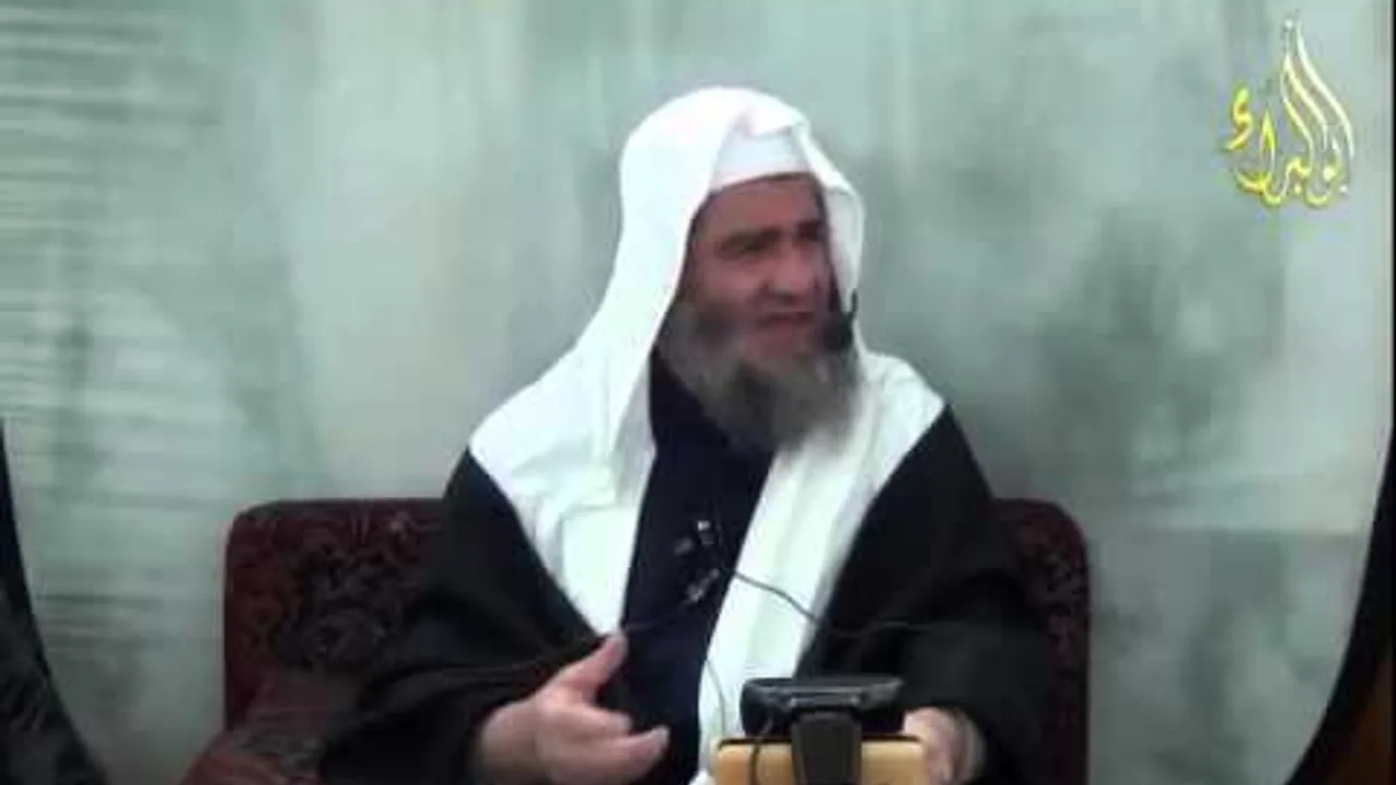 امراة كانت حامل ورات النبي في المنام و قال لها سمي هذا الغلام الذي في بطنك هاشم (الشيخ مشسهور)