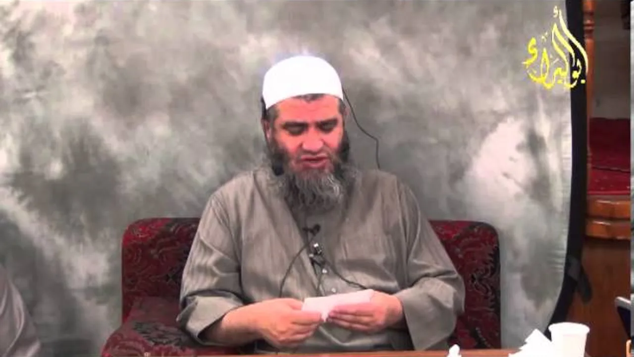 مجلس فتوى للشيخ مشهور بن حسن آل سلمان -- 2013-11-15