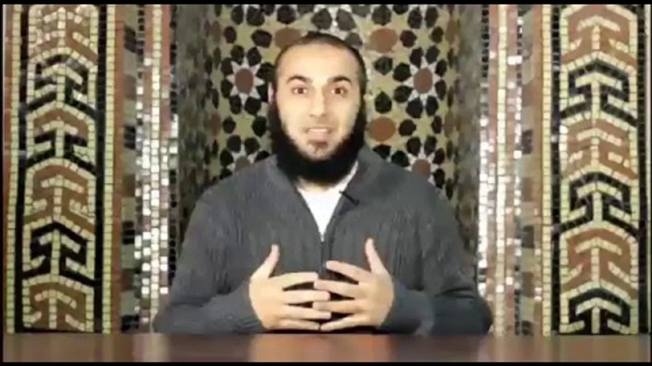 ملخص  الموسم الأول من عاطف و عواطف 7دقائق